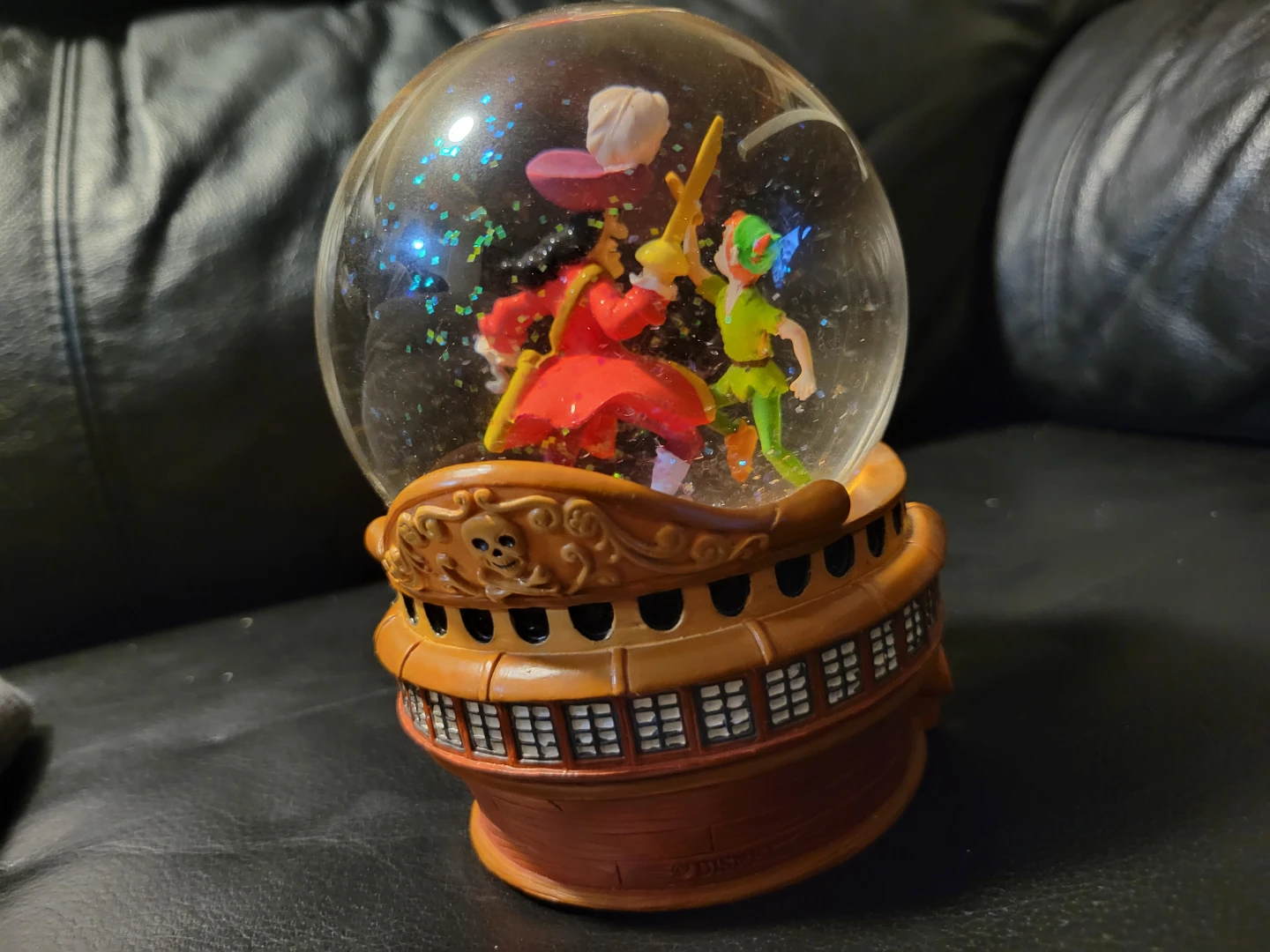 Collectable Disney Peter Pan Musical Snow Globe ⚽️ - photo 3