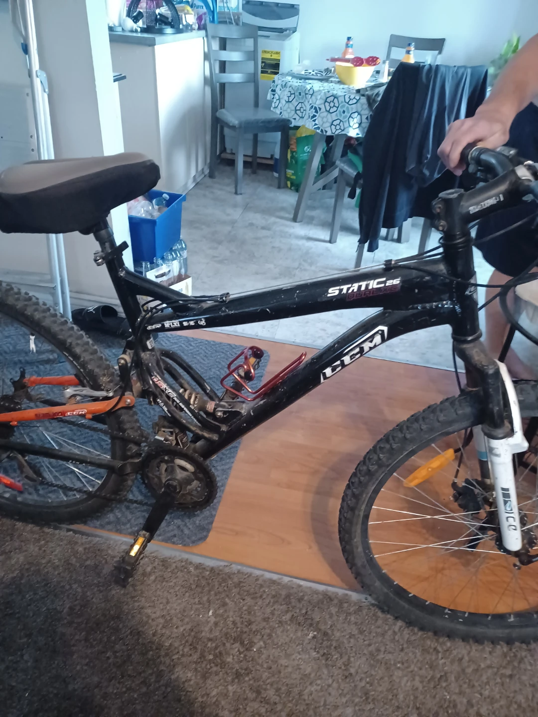 CCM Static Full Suspension Mountain Bike