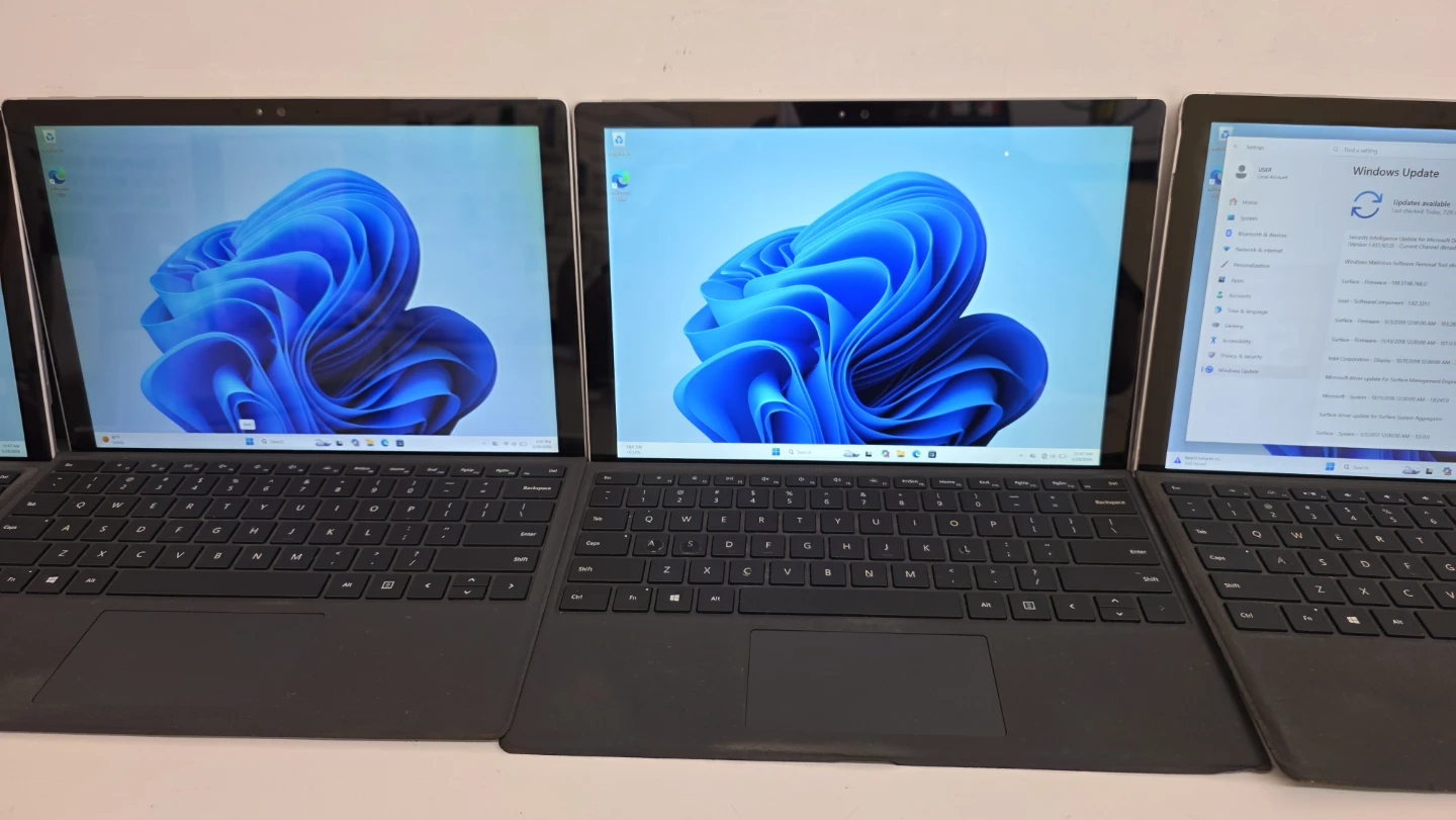 Surface pro 4 for sale-i5- 256GB. $100 each i have 7 available. - photo 2
