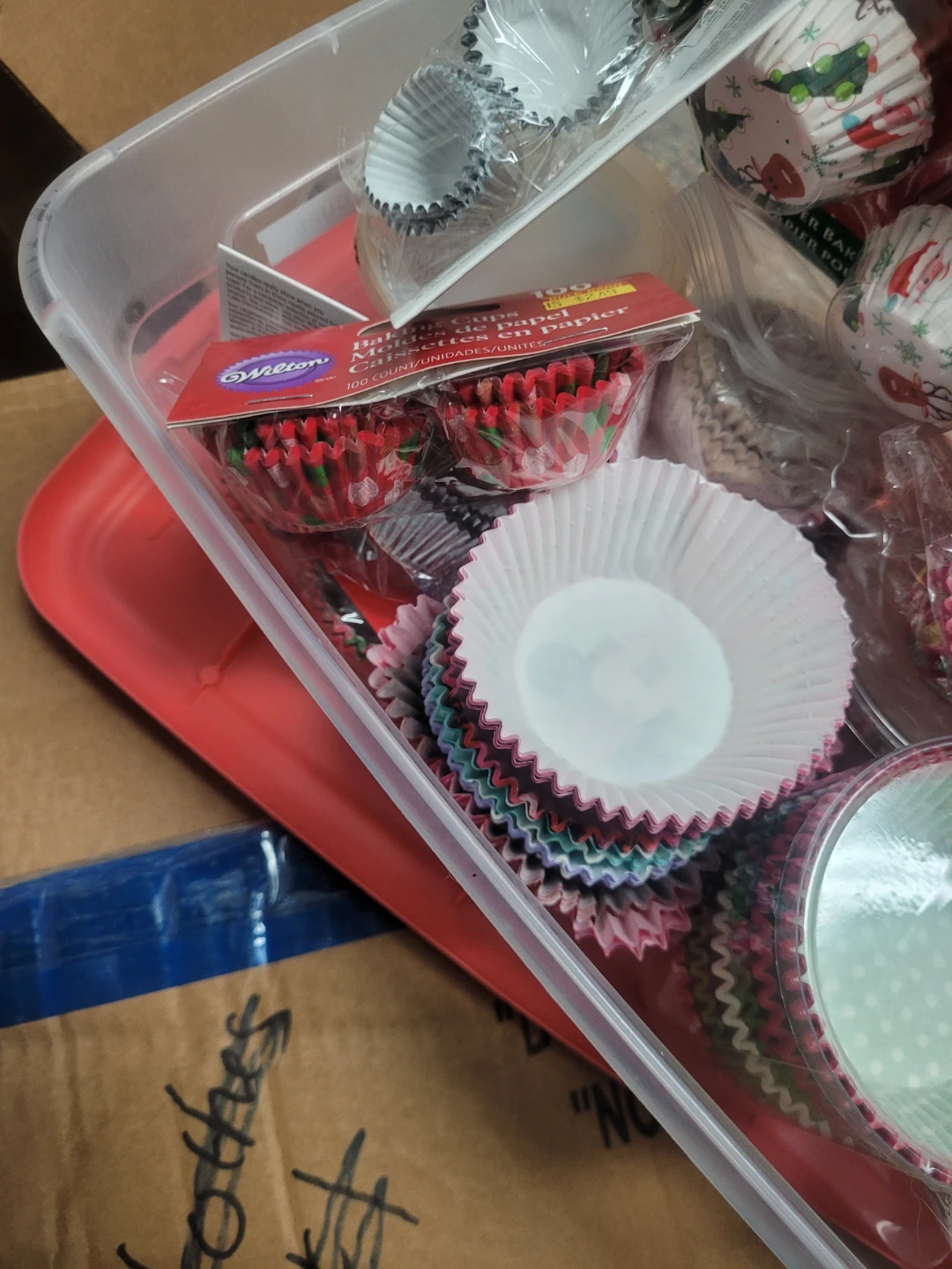 Cupcake Liners and Wraps Assortment - photo 3