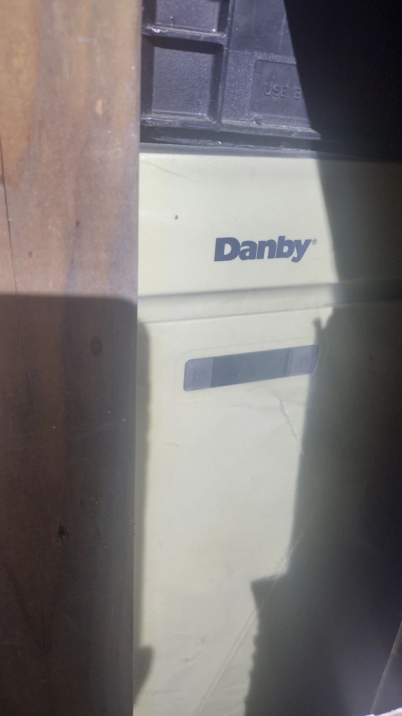 Danby 1200 BTU  Portable Air Conditioner - photo 4