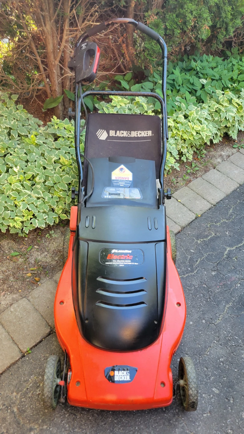 19" BLACK+DECKER Big Electric Lawn Mower - photo 3