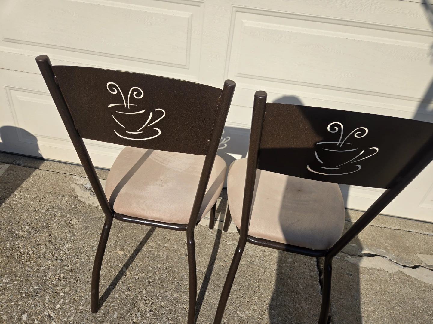 Set of 2 Metal Chairs with Coffee Cup Design - photo 2