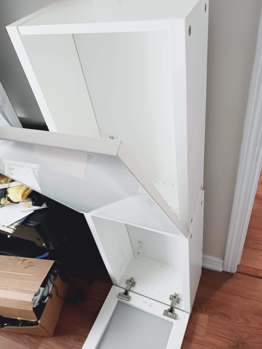 ⚽  IKEA GLASSVIK White Cabinets with Doors