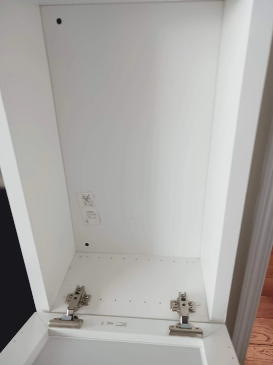 ⚽  IKEA GLASSVIK White Cabinets with Doors - photo 2
