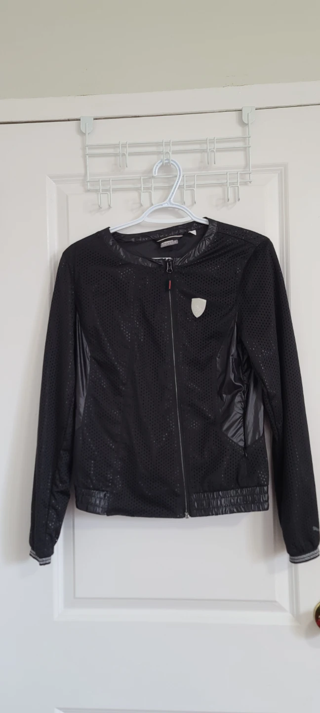 Authentic Ferrari Women's Jacket (Puma × Scuderia Ferrari)