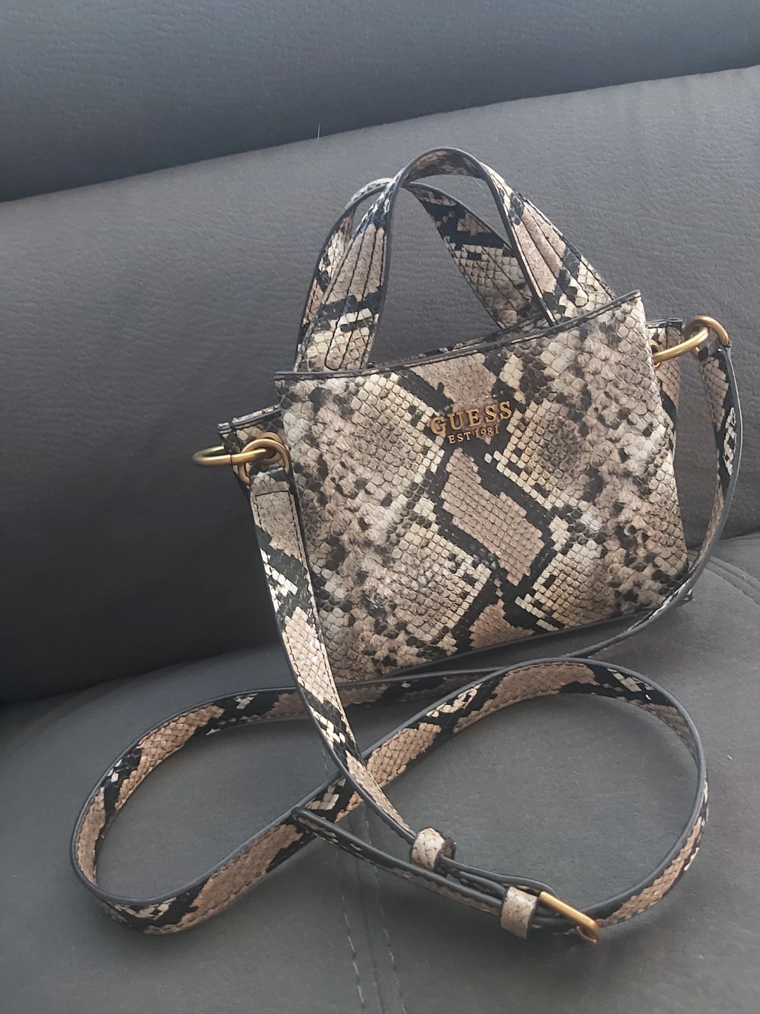 Guess Snake Print Mini Tote Bag ⚽️