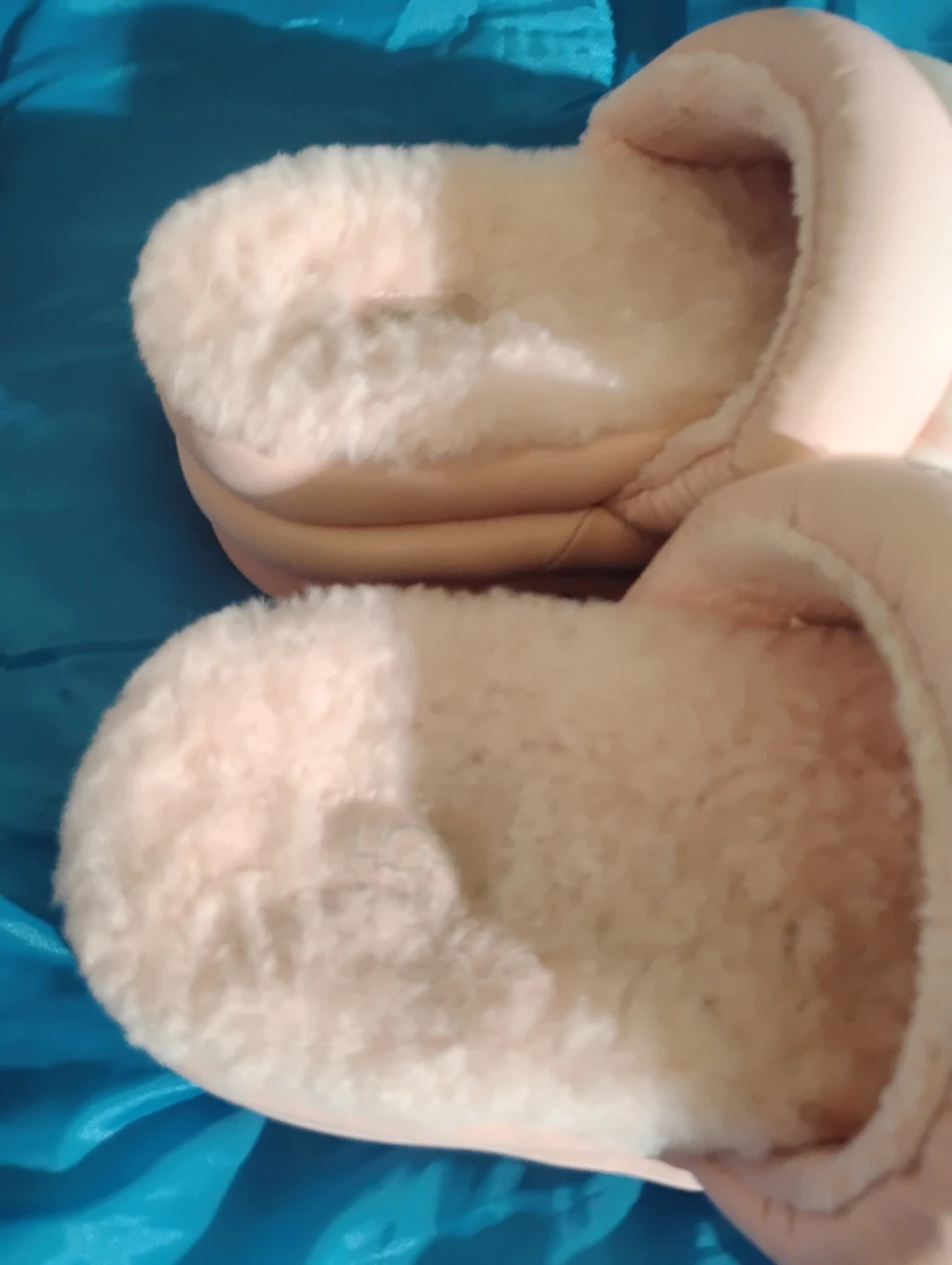 UGG Pink Fluffy Slides Slippers - photo 3