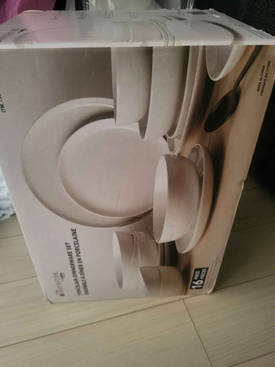 Home Inspiration 16 Piece Porcelain Dinnerware Set
