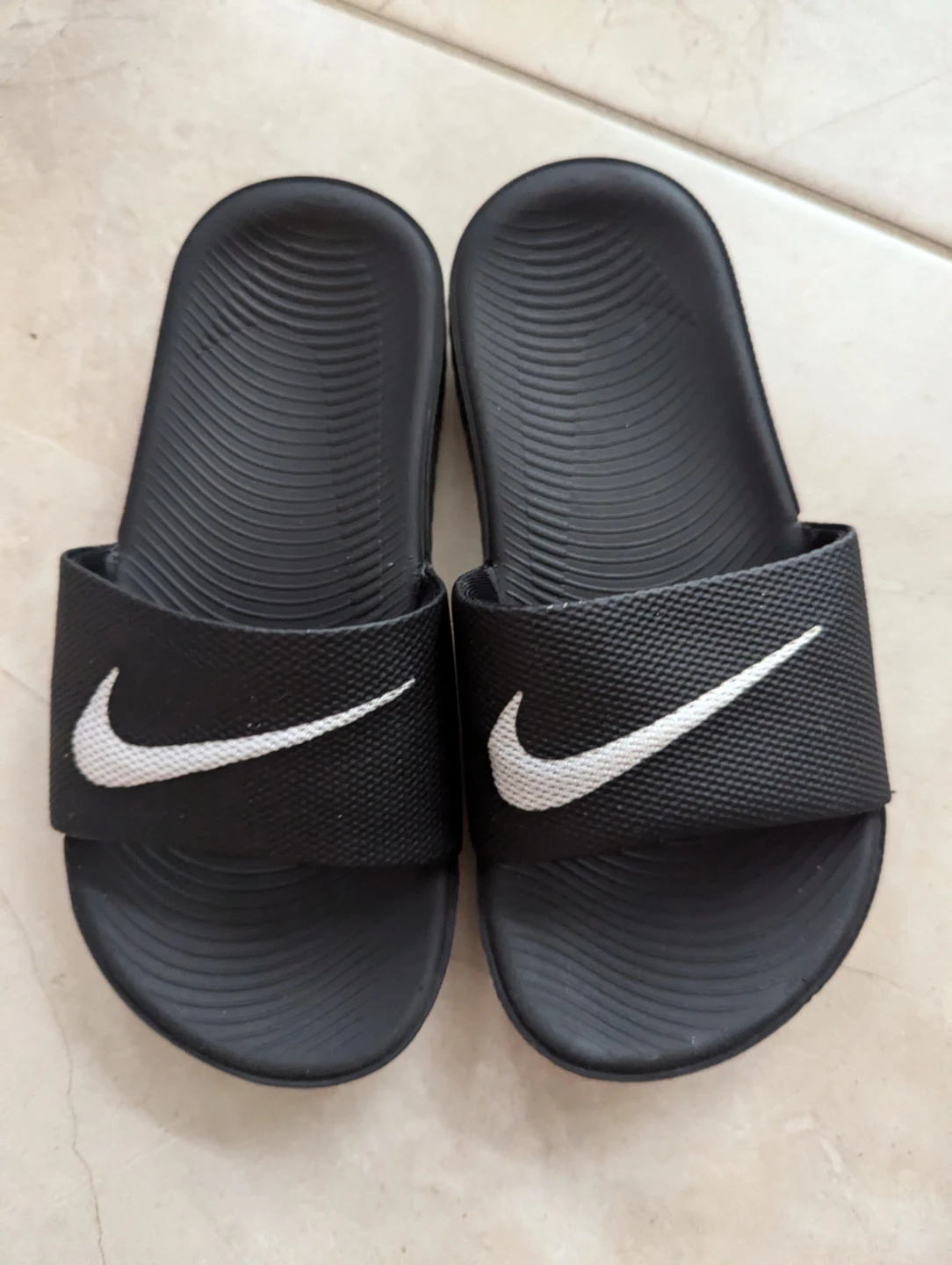 Kids Nike Kawa Shower Slides/slippers ⚽