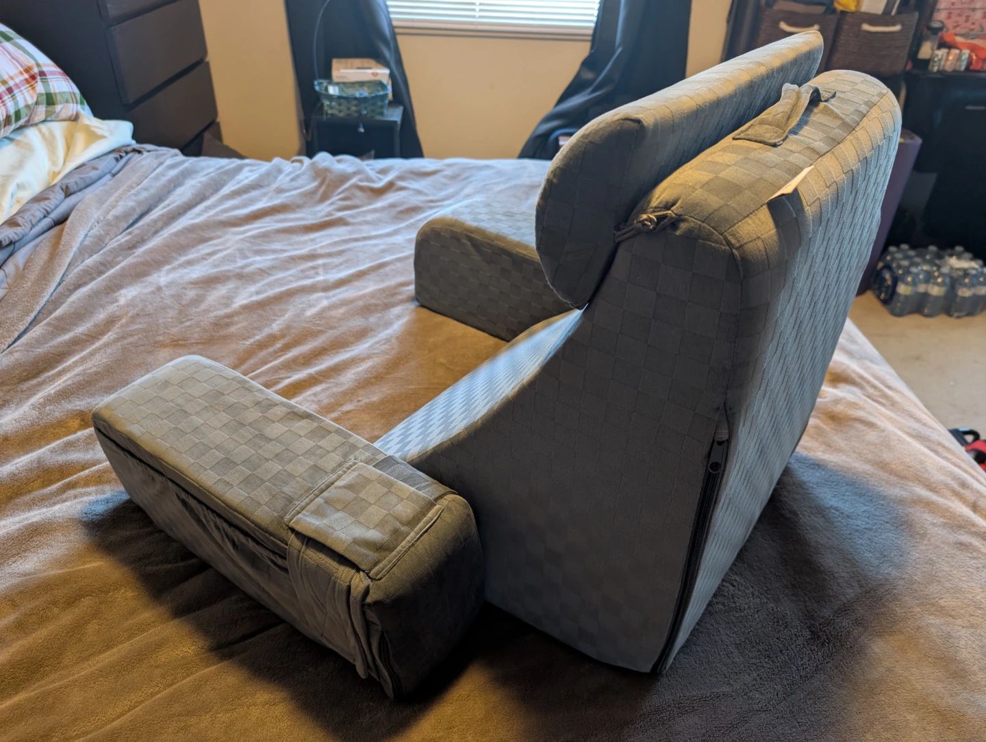 Reading Pillow - photo 2