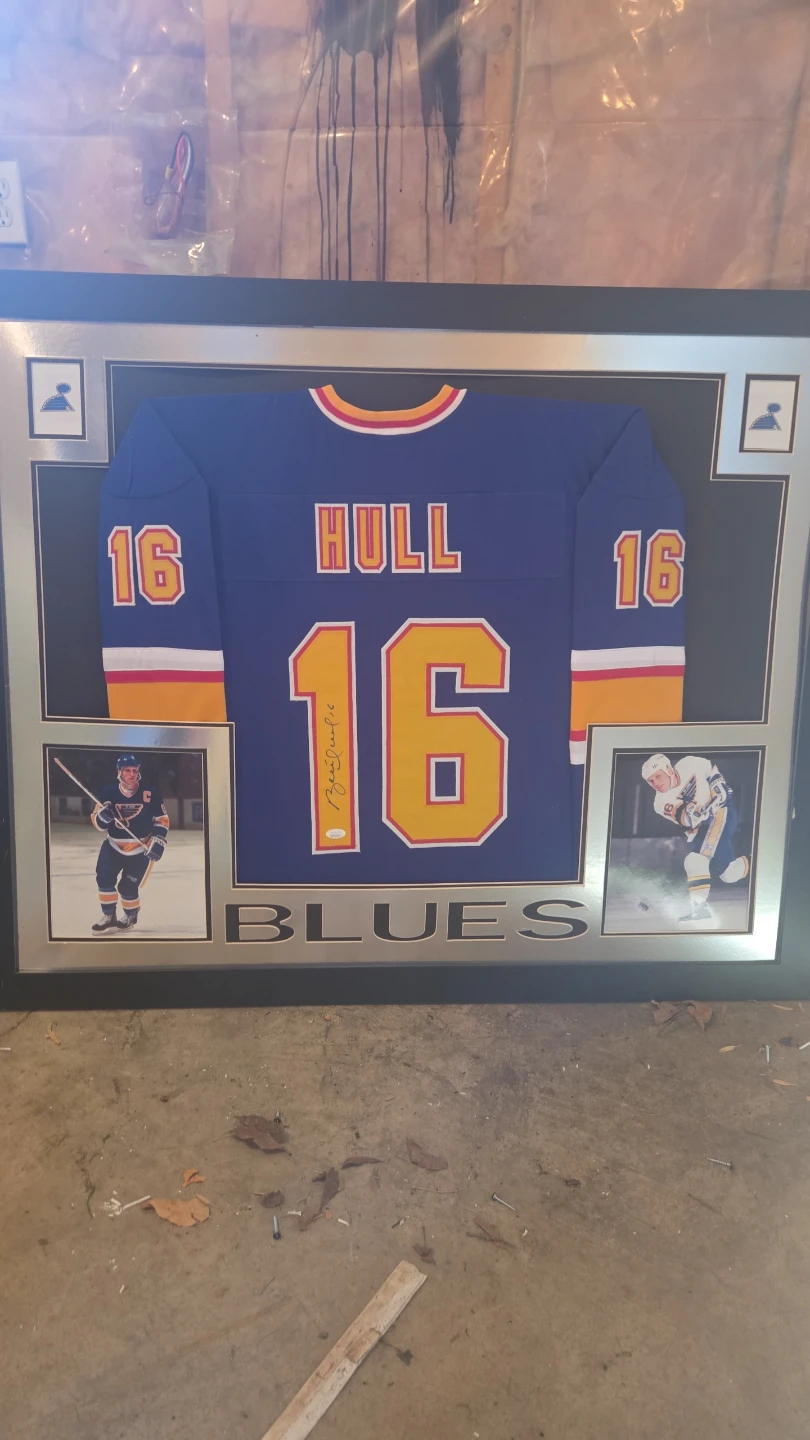Brett Hull St. Louis Blues Autographed Jersey