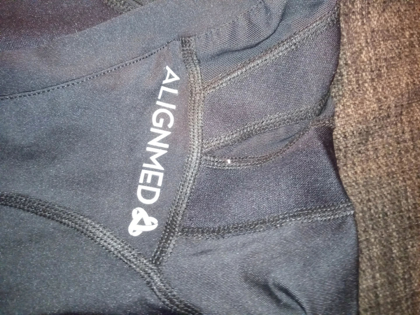 Women's, ALIGNMED Posture Corrector Top Black XS - photo 3