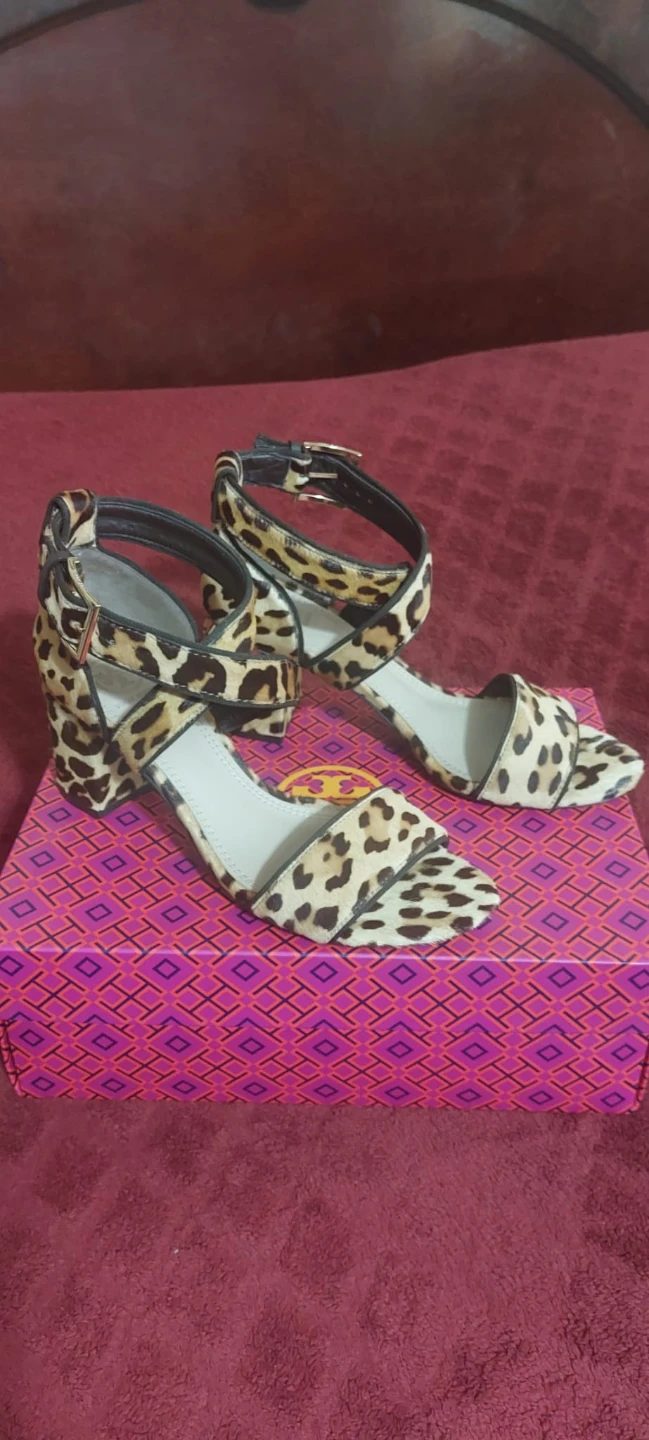 Tory Burch Leopard Print Heeled Sandals⚽