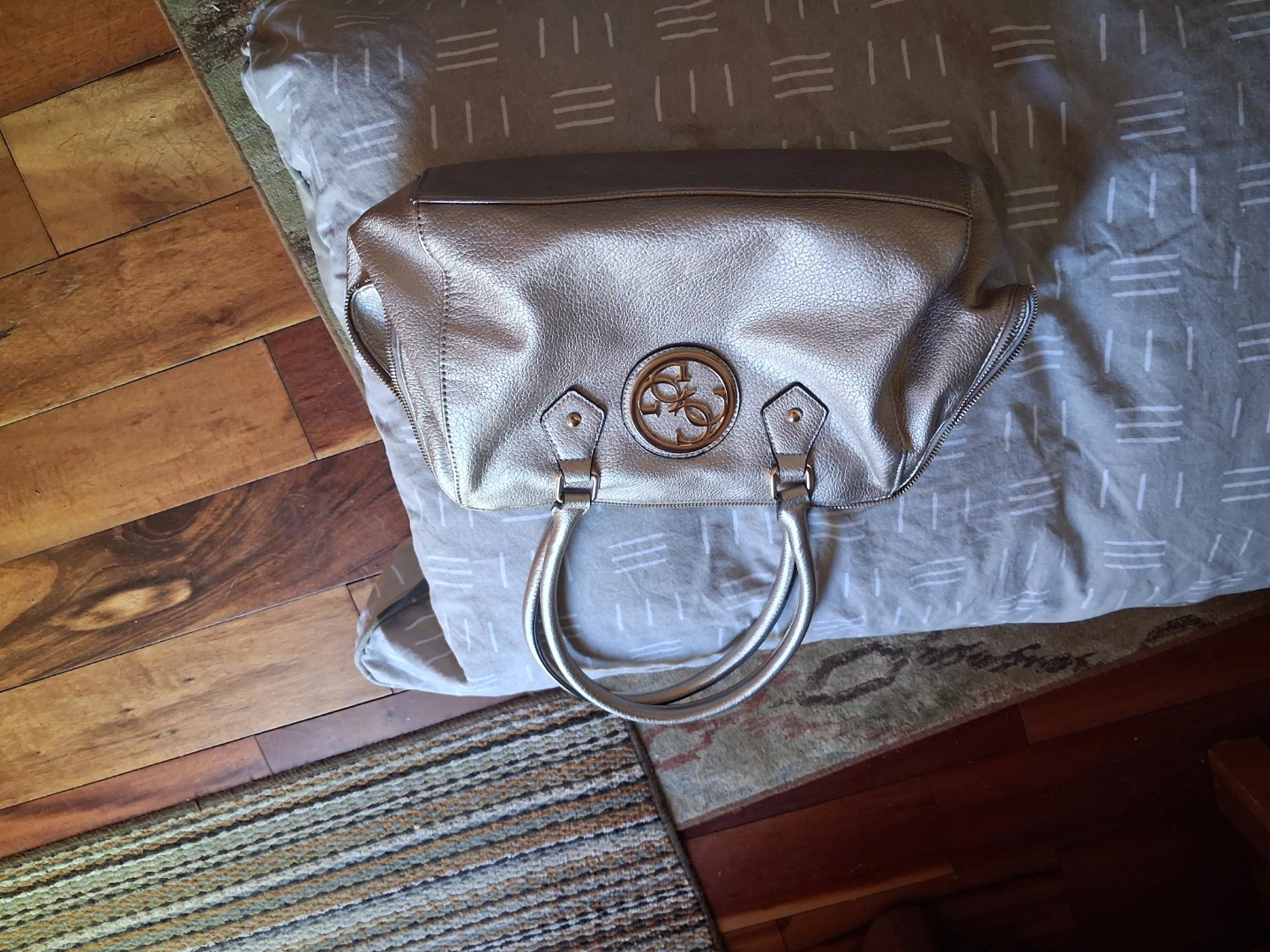 Gold Metallic Handbag - photo 4