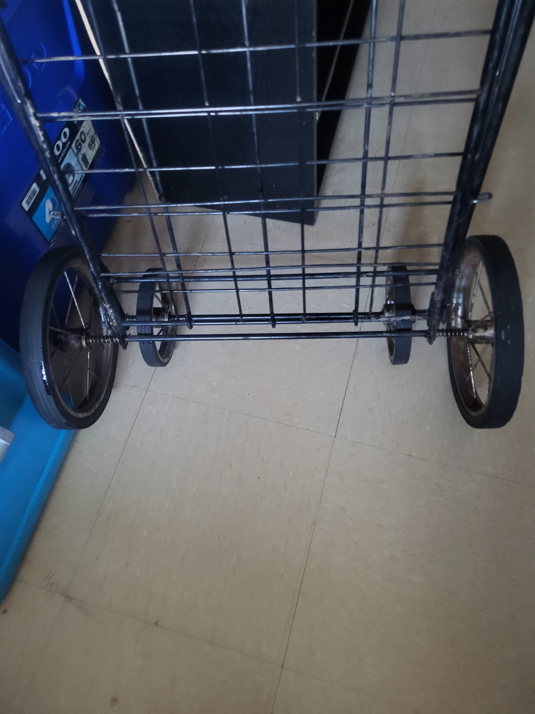 NAUSA Rolling Shopping Cart - photo 3