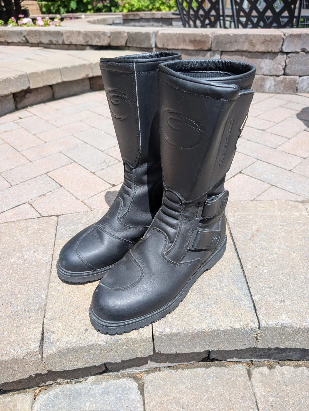 On Road Leather Motorcycle Boots - men's 9.5 - photo 4