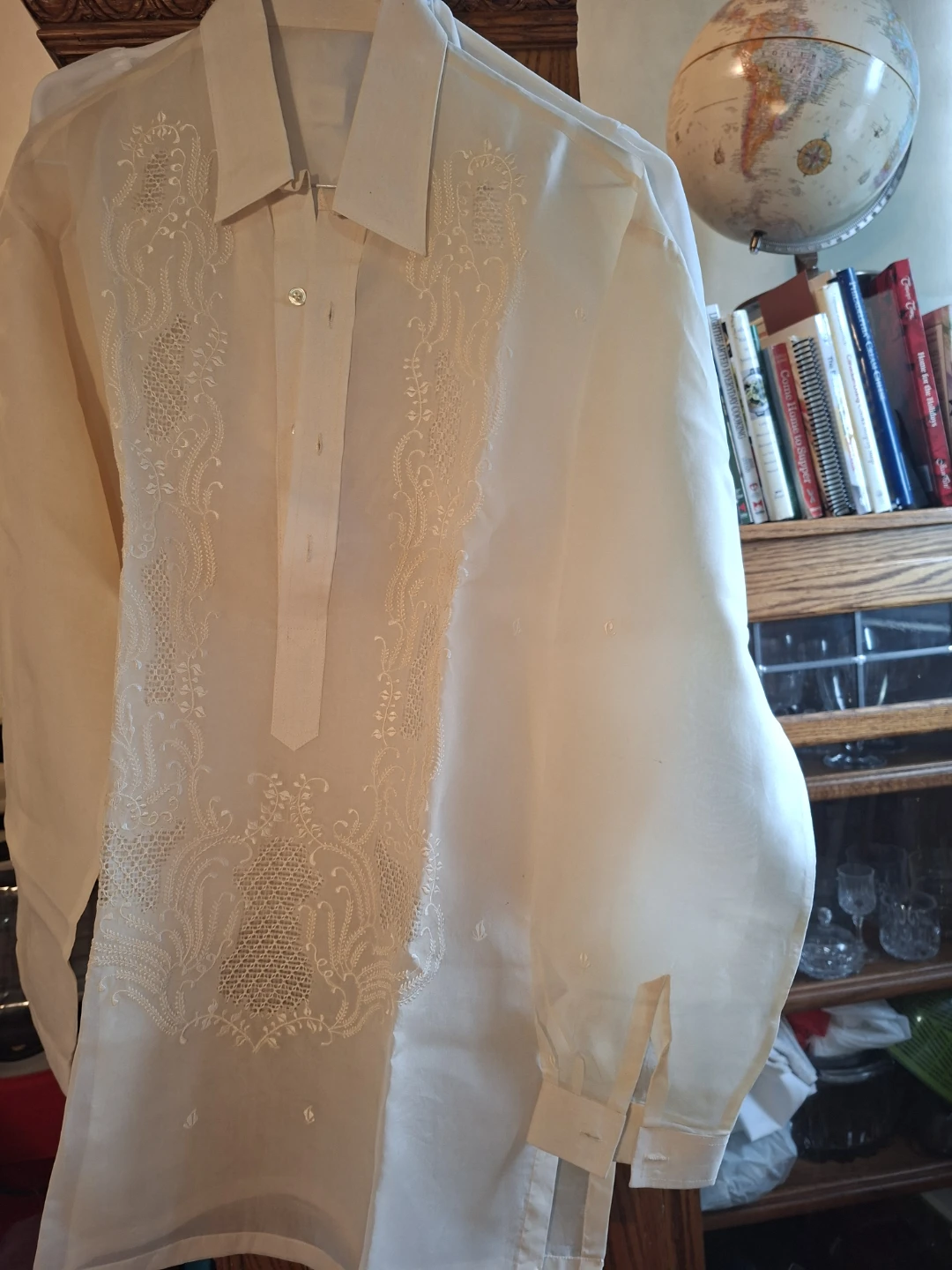 ⚽White Embroidered Barong Tagalog Shirt - photo 4