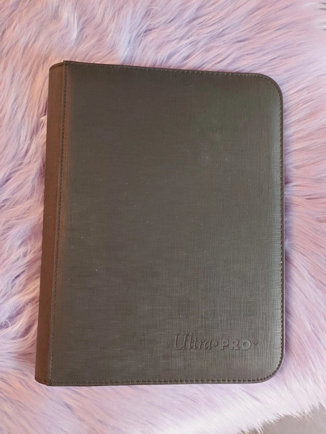 Ultra Pro - 4 Pocket Zip Toploader Pro Binder