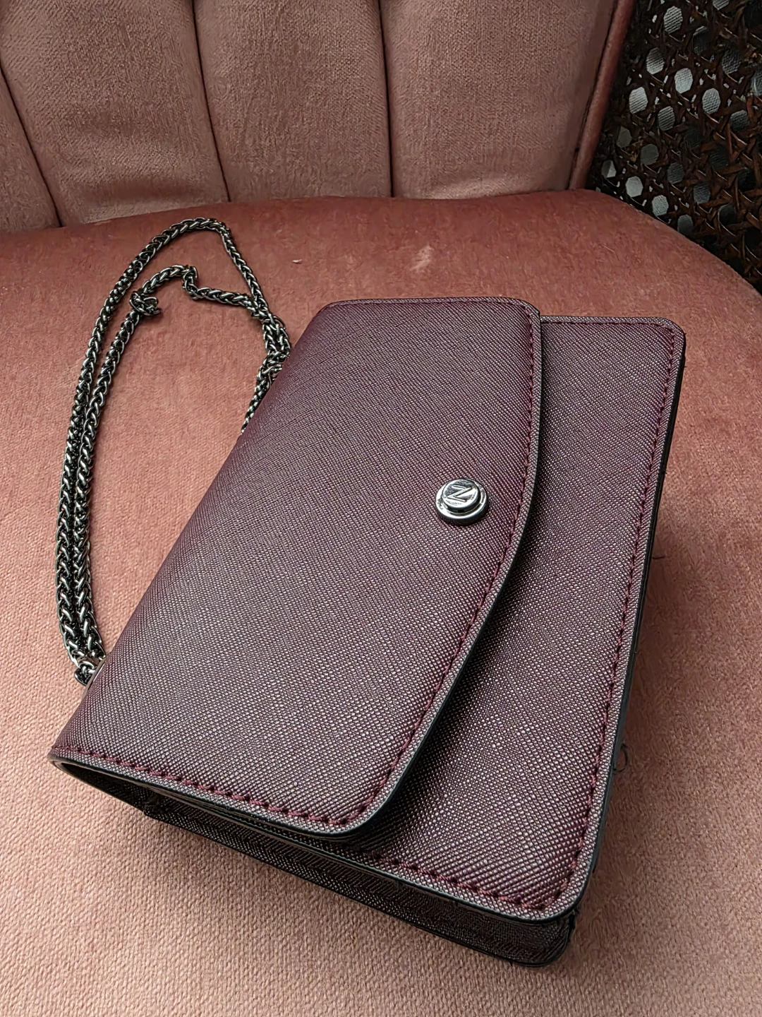 Burgundy Chain Shoulder Bag - photo 5