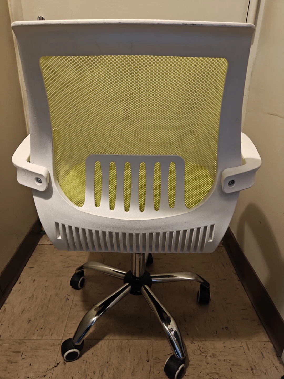 Office Chair - Mesh Back & Padded Seat - photo 2