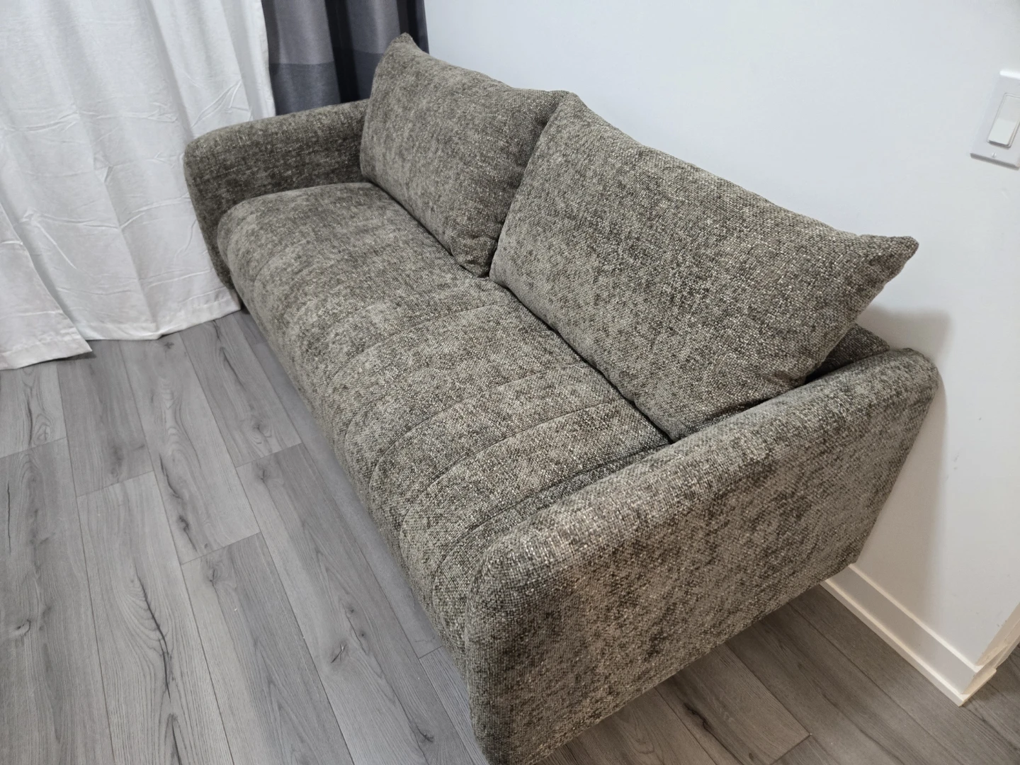 Mordern Sofa with Mid-Century Modern Coffee Table - photo 2