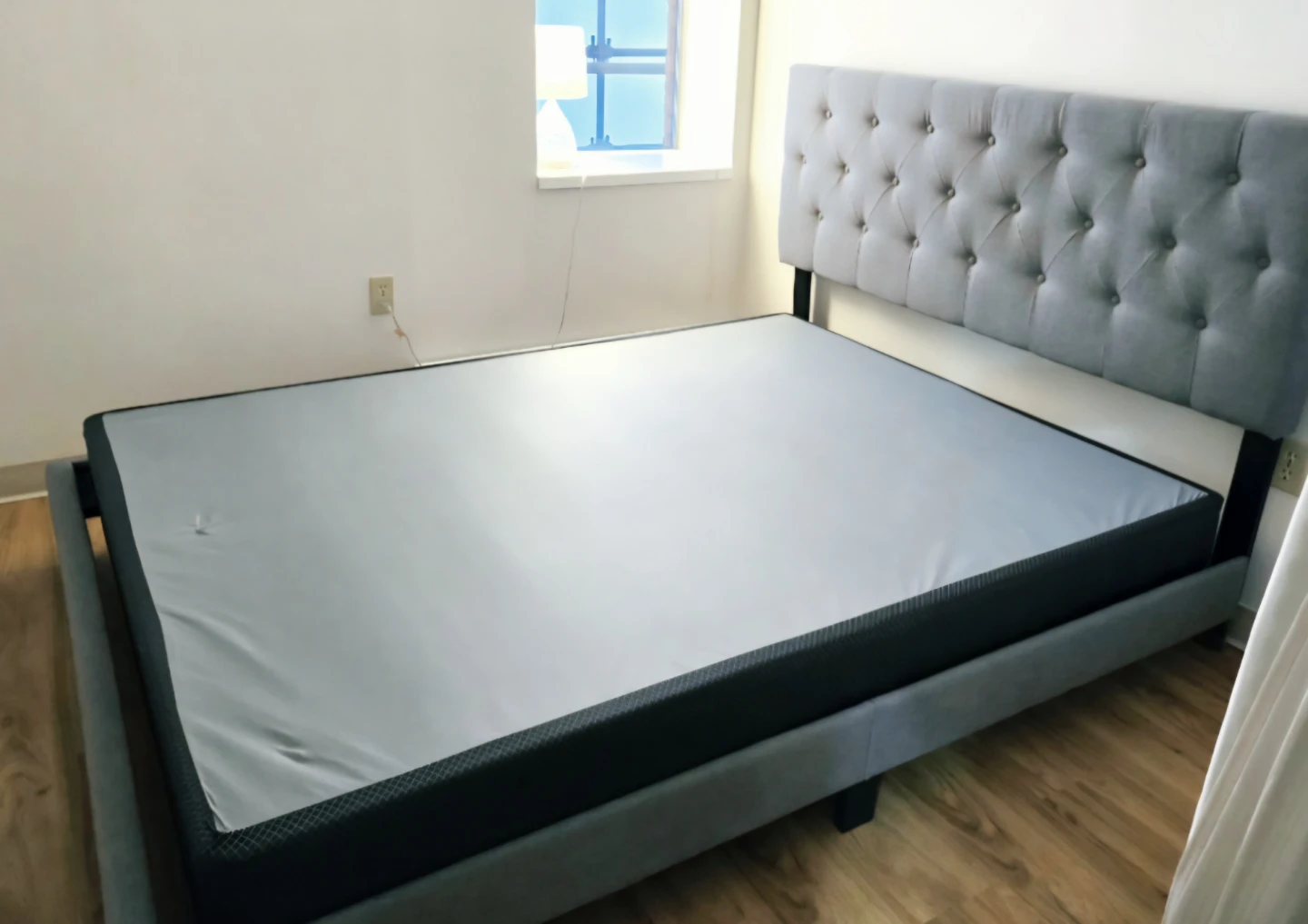 Grey Upholstered Queen Bed Frame with Tufted Headboard - photo 2