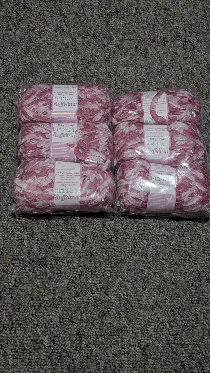 Bernat Ruffelina Yarn - Pink