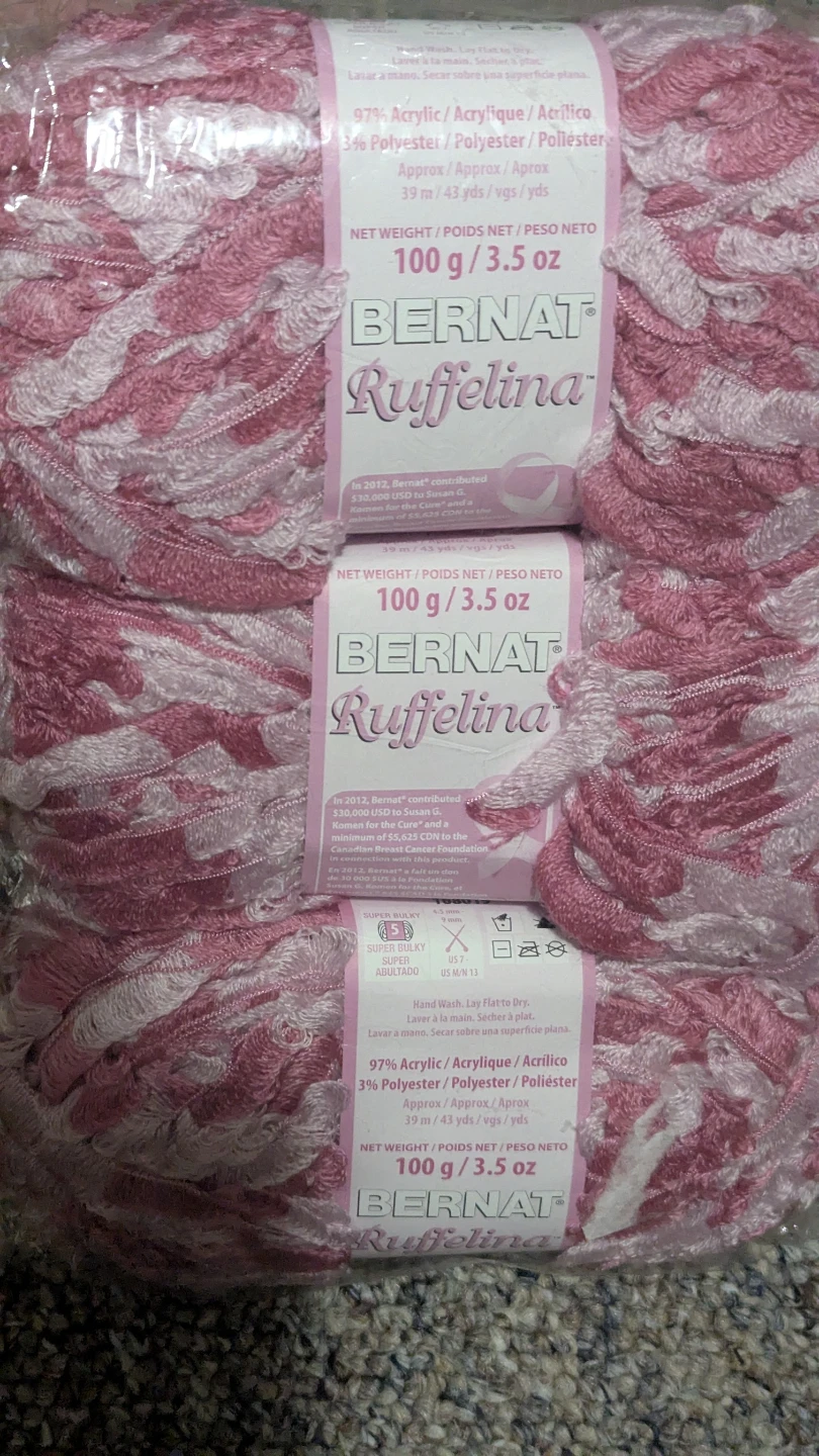 Bernat Ruffelina Yarn - Pink - photo 2