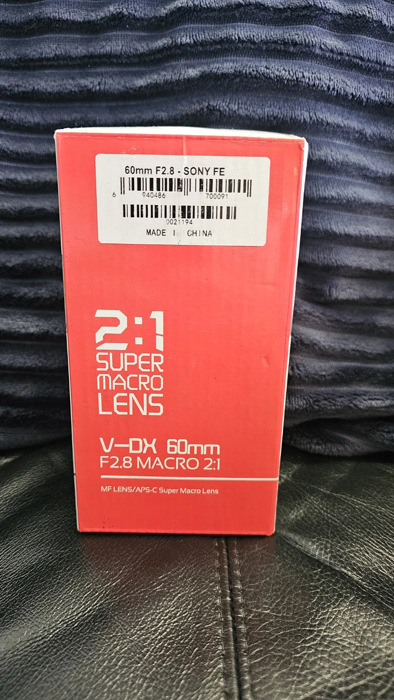 Laowa V-DX 60mm f/2.8 Super Macro Lens
