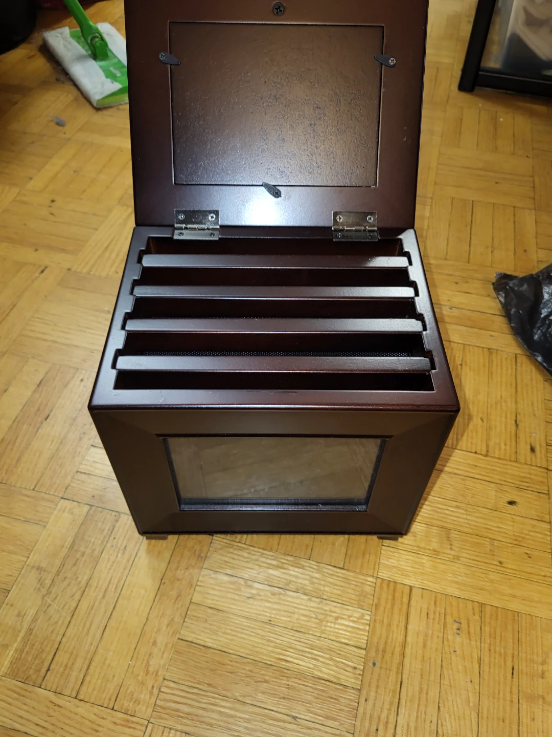 ⚽️ Bombay Wooden Photo Album Box with 4x6 Inch Frames - photo 3