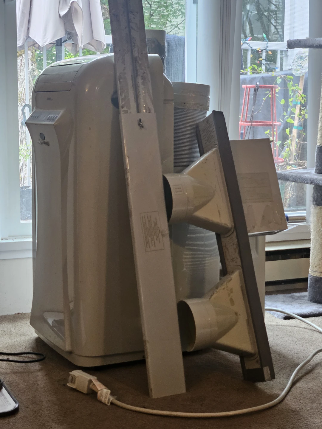 Danby portable air conditioner (model DPAC12006B) - photo 2