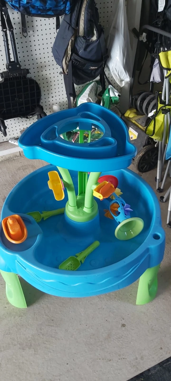 Step2 Water Table - photo 2
