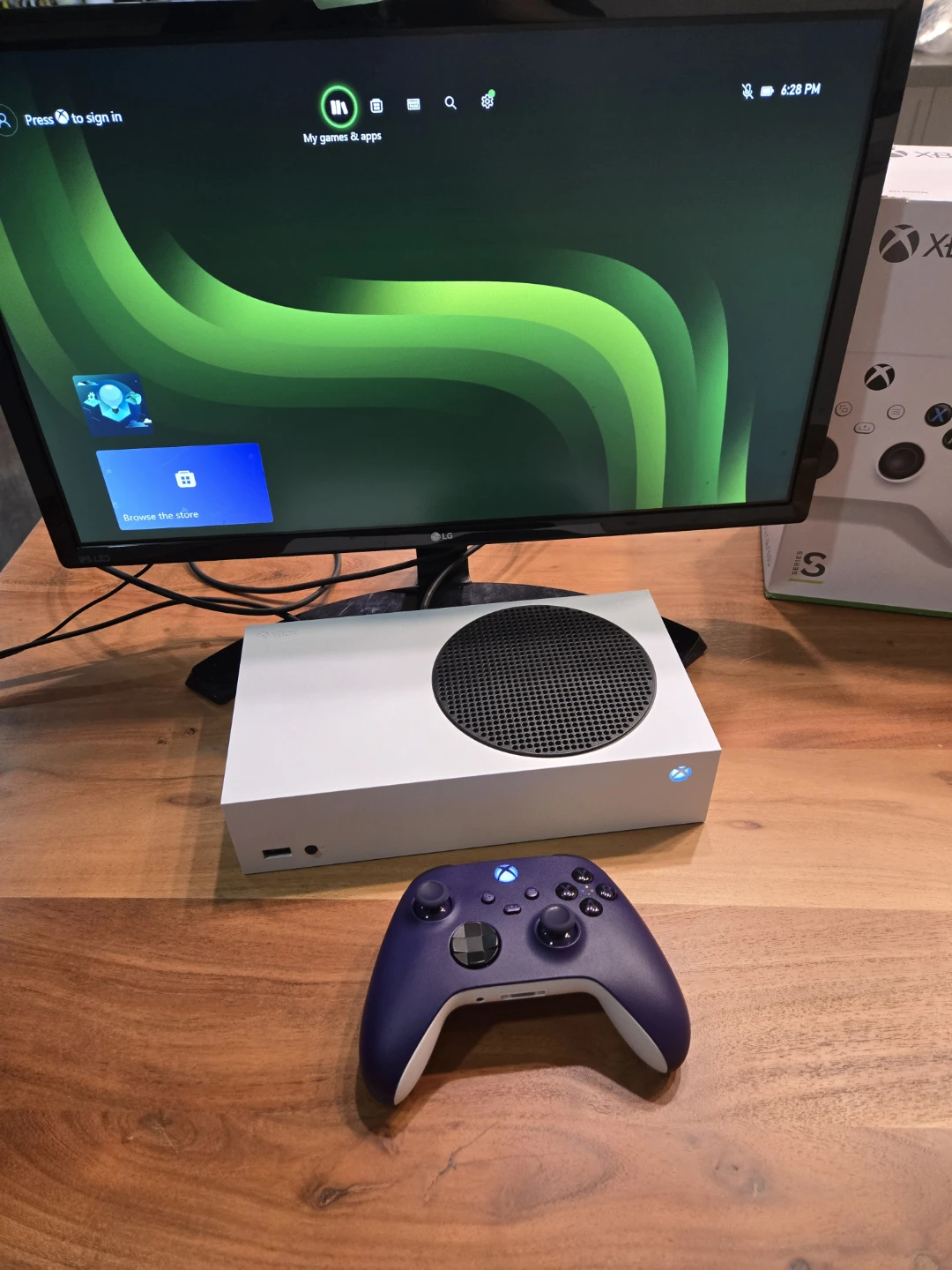 XBOX Series S console. CLEAN. With box, controller, cables. - photo 2