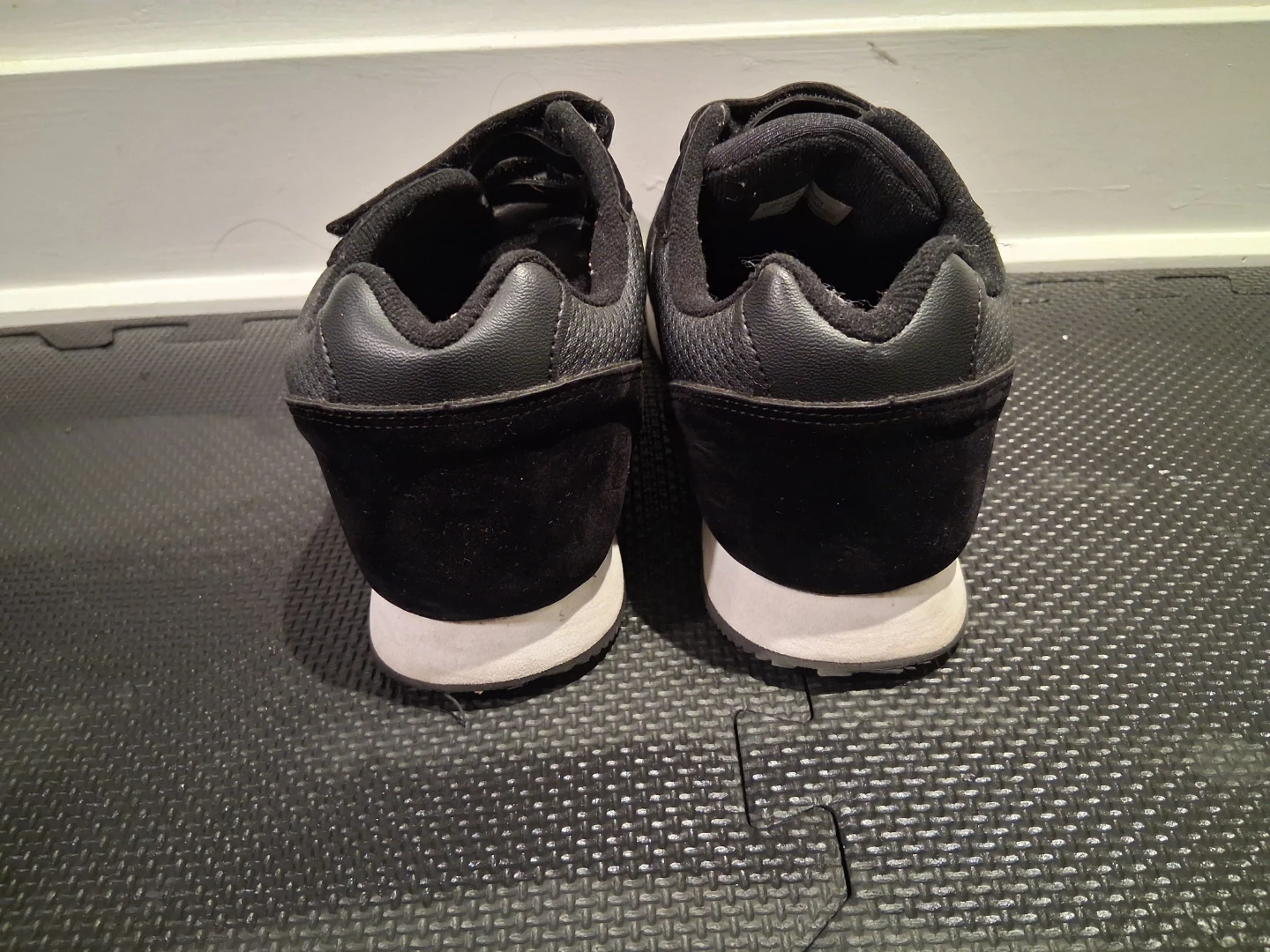 Sneakers - photo 3