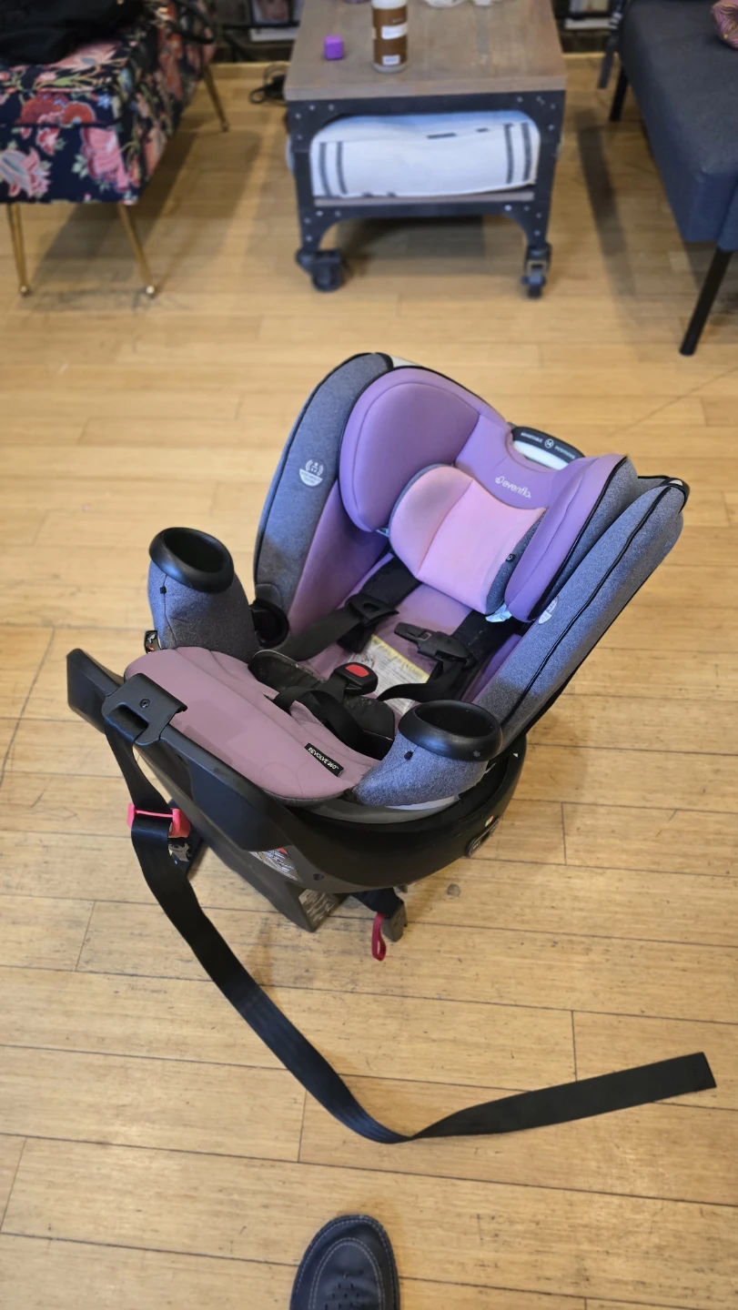 Evenflo Revolve360 Rotational kids Car Seat (Purple/Gray) - photo 4