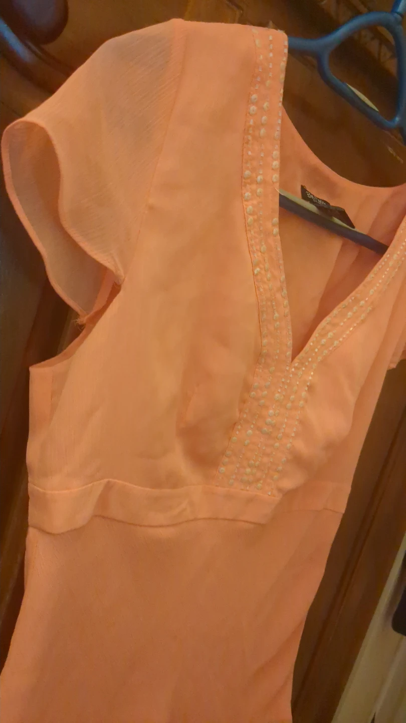 Bob Mackie Studio Peach Beaded V-Neck Top Size 6 - photo 3