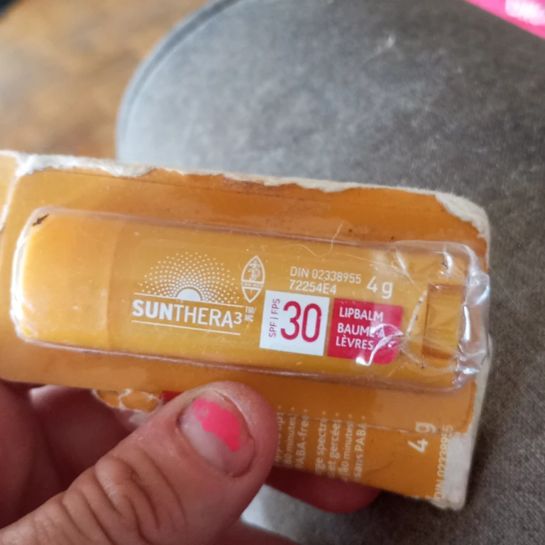 Sunthera3 SPF 30 Lip Balm 4g