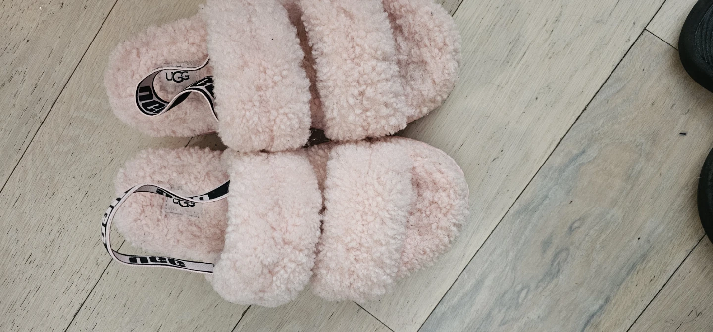 Pink UGG Fluff Slides size 8
