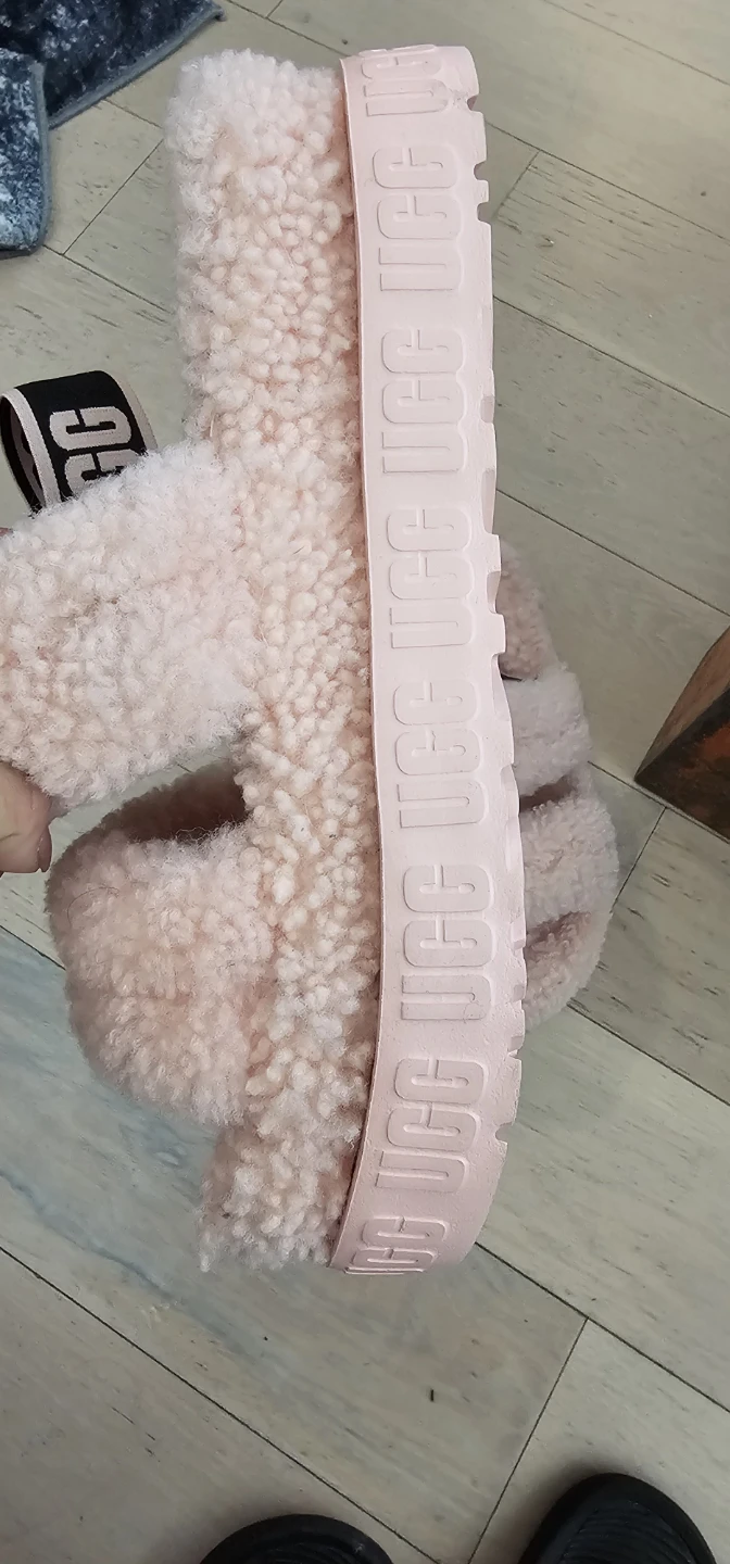 Pink UGG Fluff Slides size 8 - photo 4