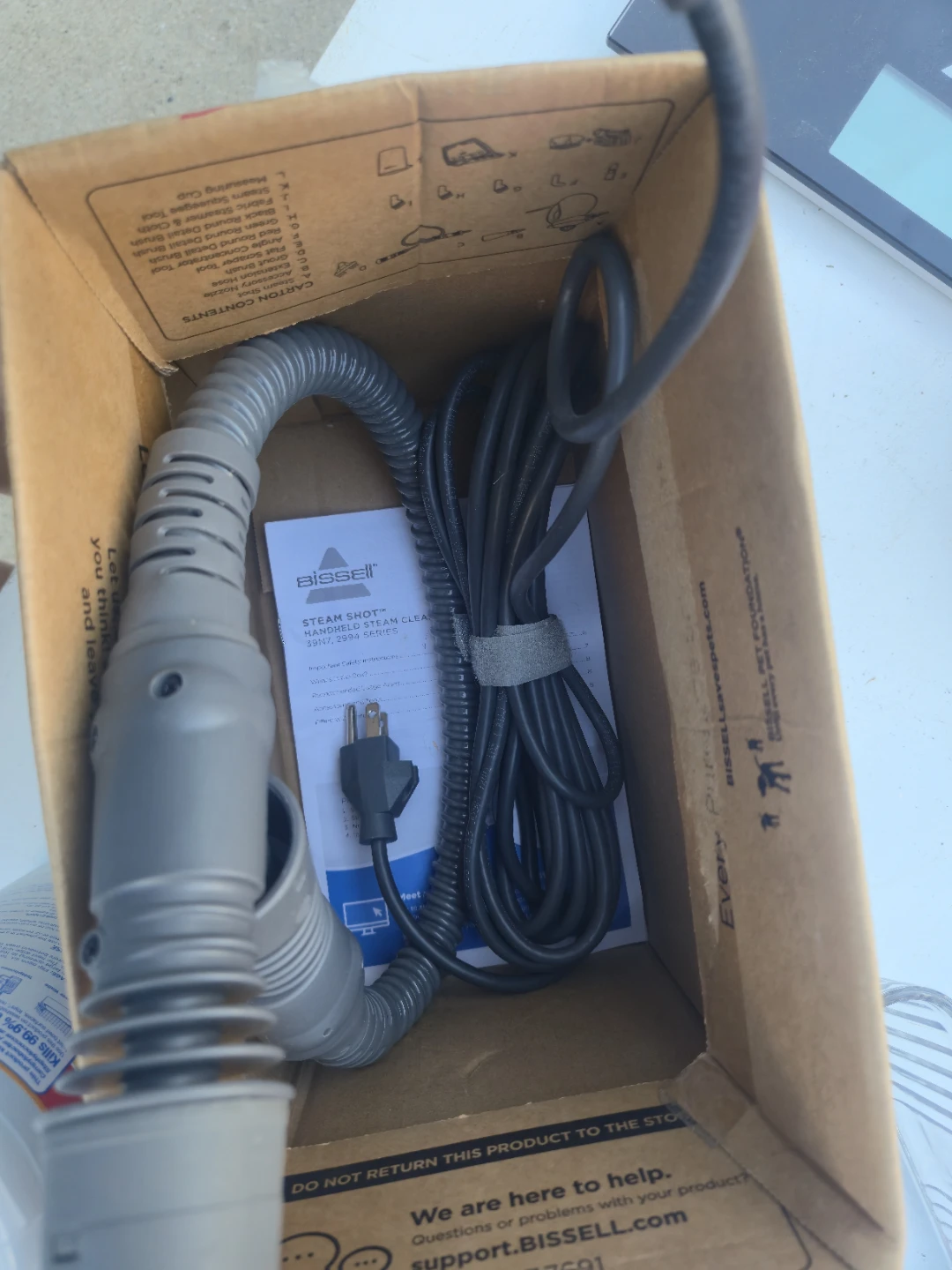 Bissell SteamShot Deluxe Portable Steamer - photo 5