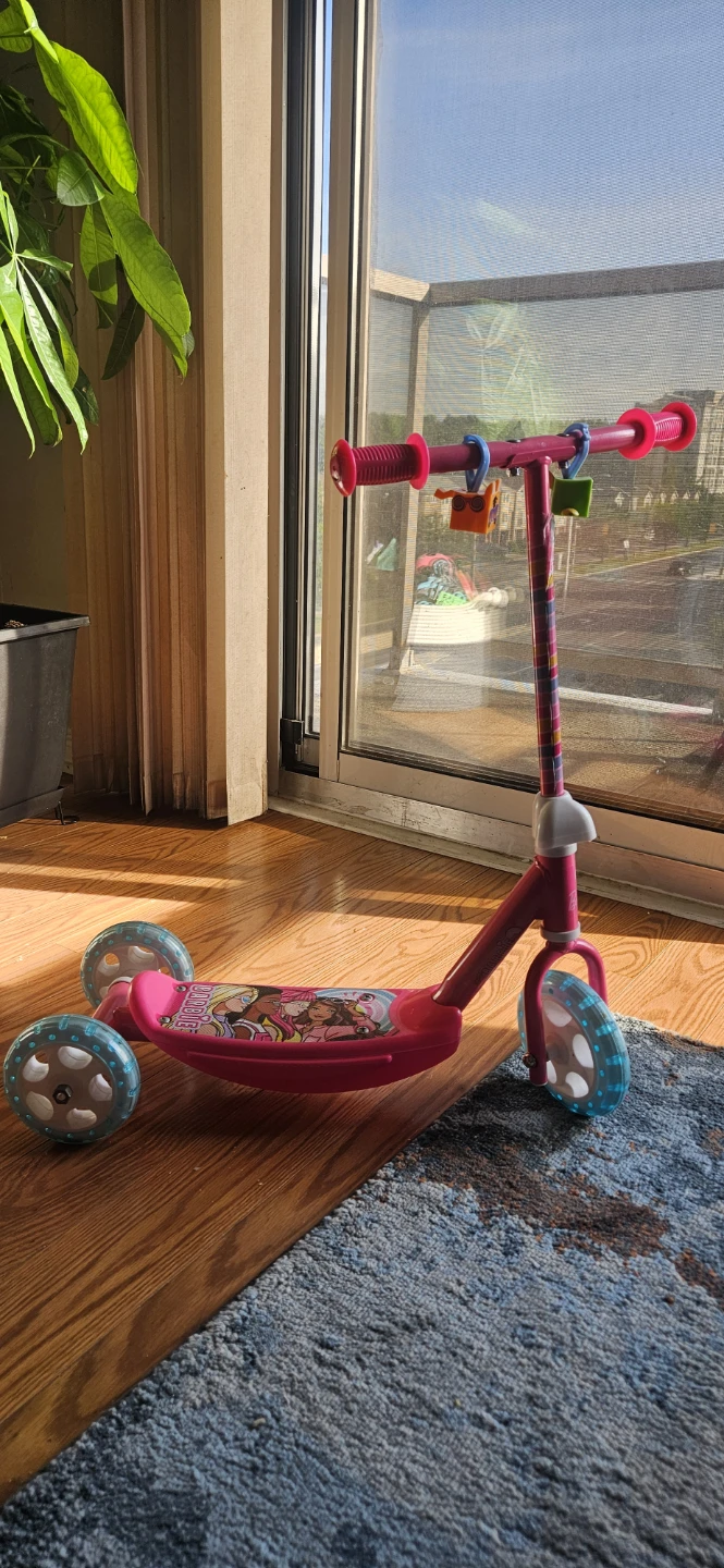 Pink 3-Wheel Scooter