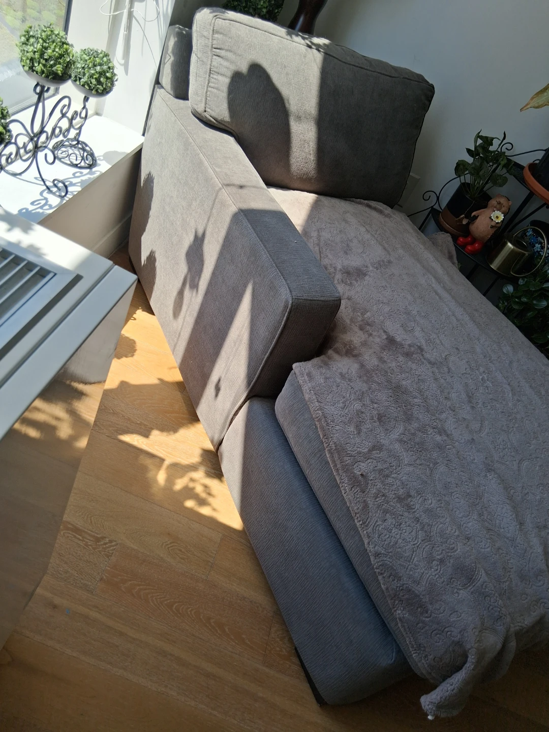 Gray Fabric Chaise Lounge - photo 2