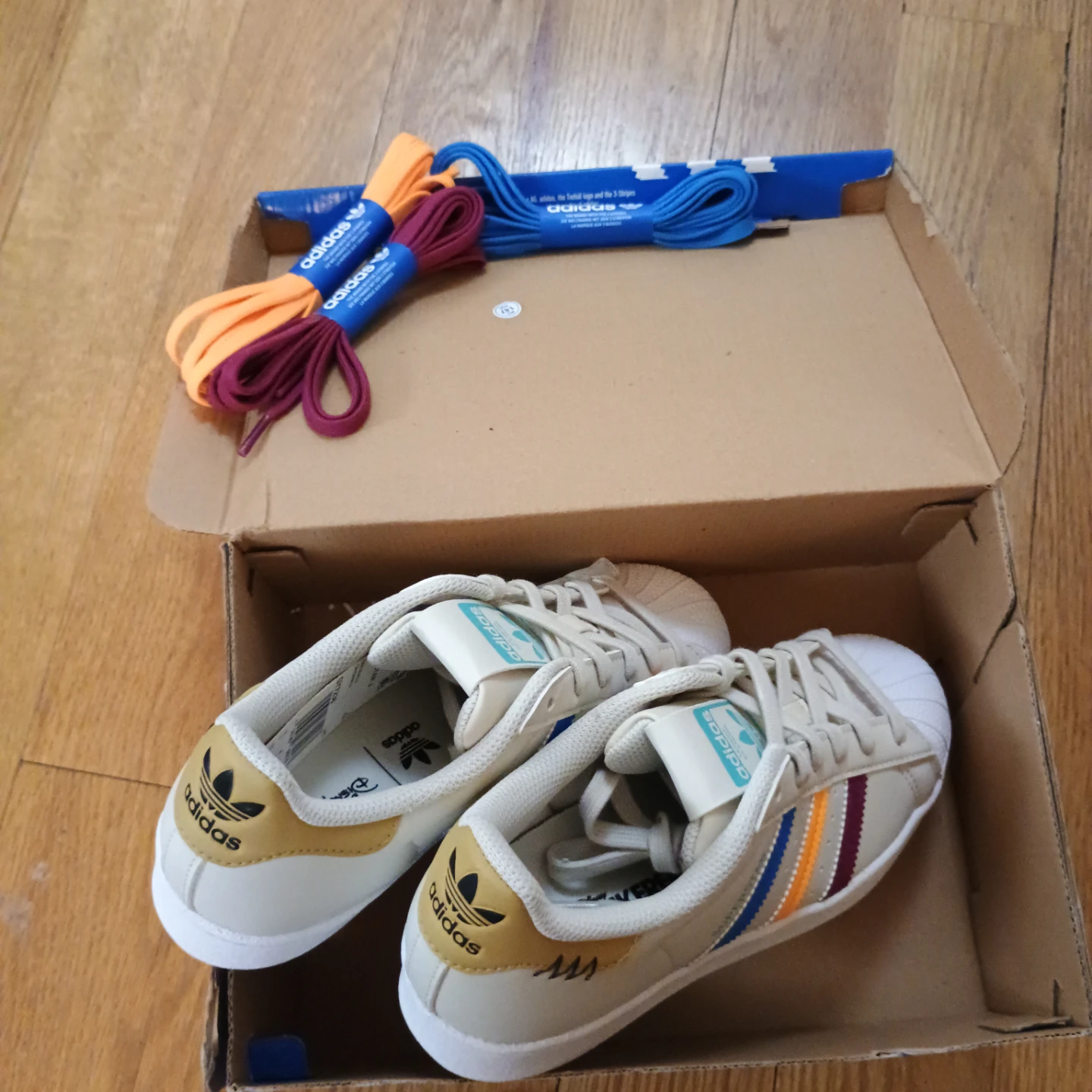 Adidas Superstar J Disney Shoes - photo 2