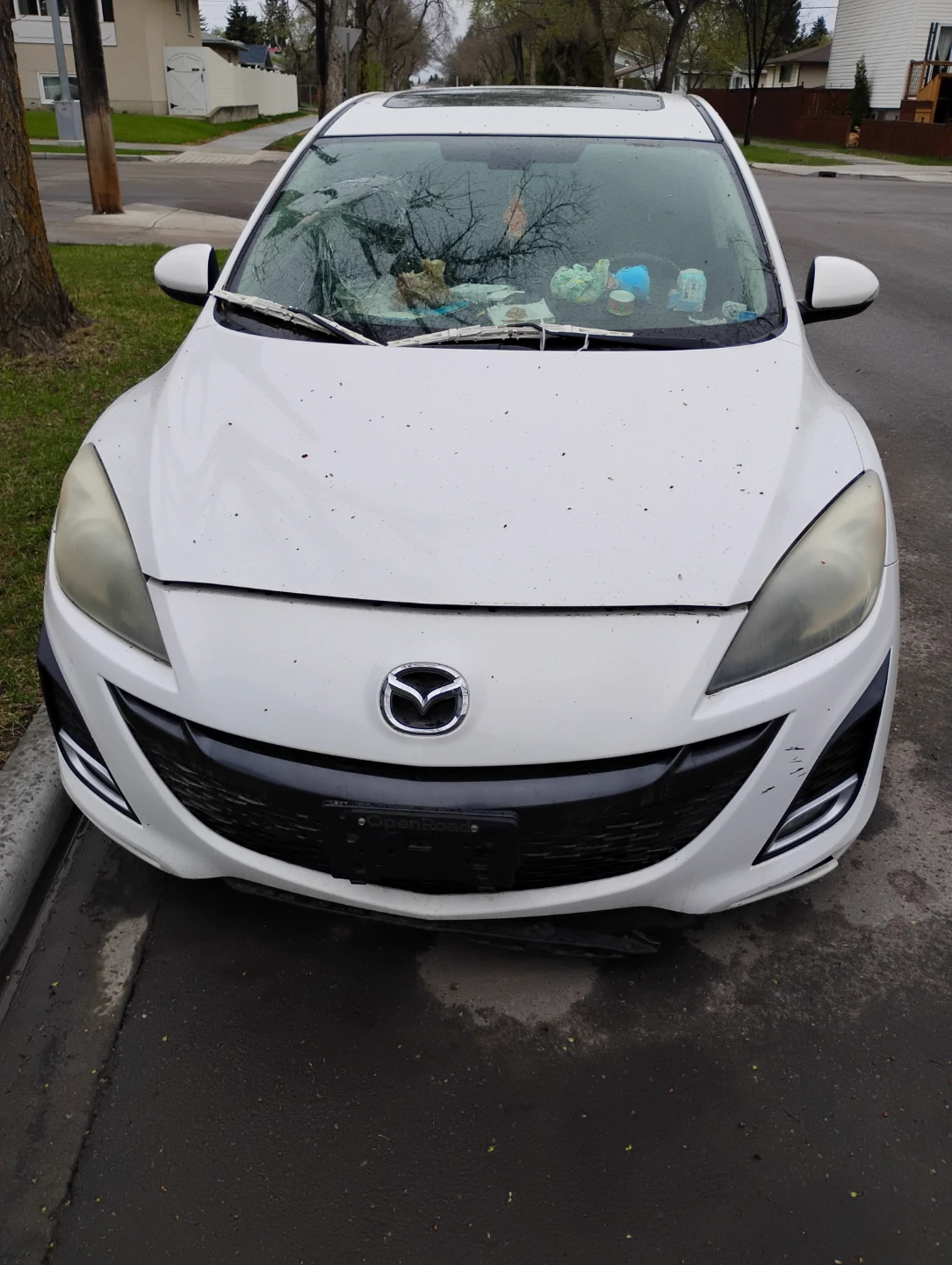White Mazda 3 GT - photo 3