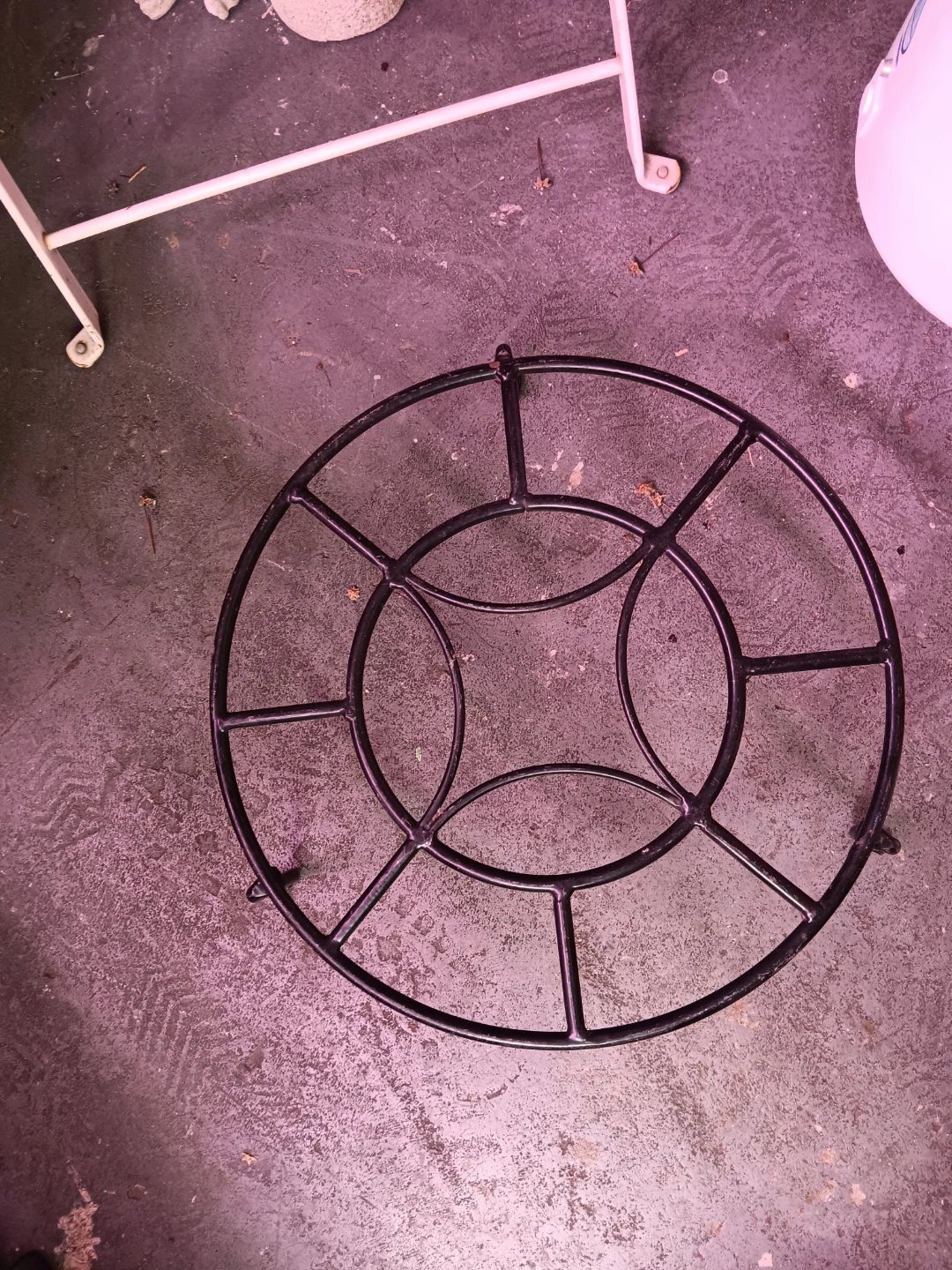 Black Metal Plant Pot Stand