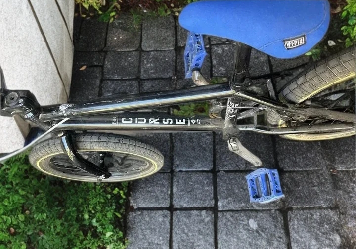 We the People Curse 20" BMX bike black with blue accents