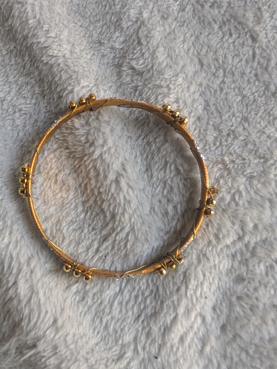 ⚽Gold coloured bangle with embellishments - photo 2