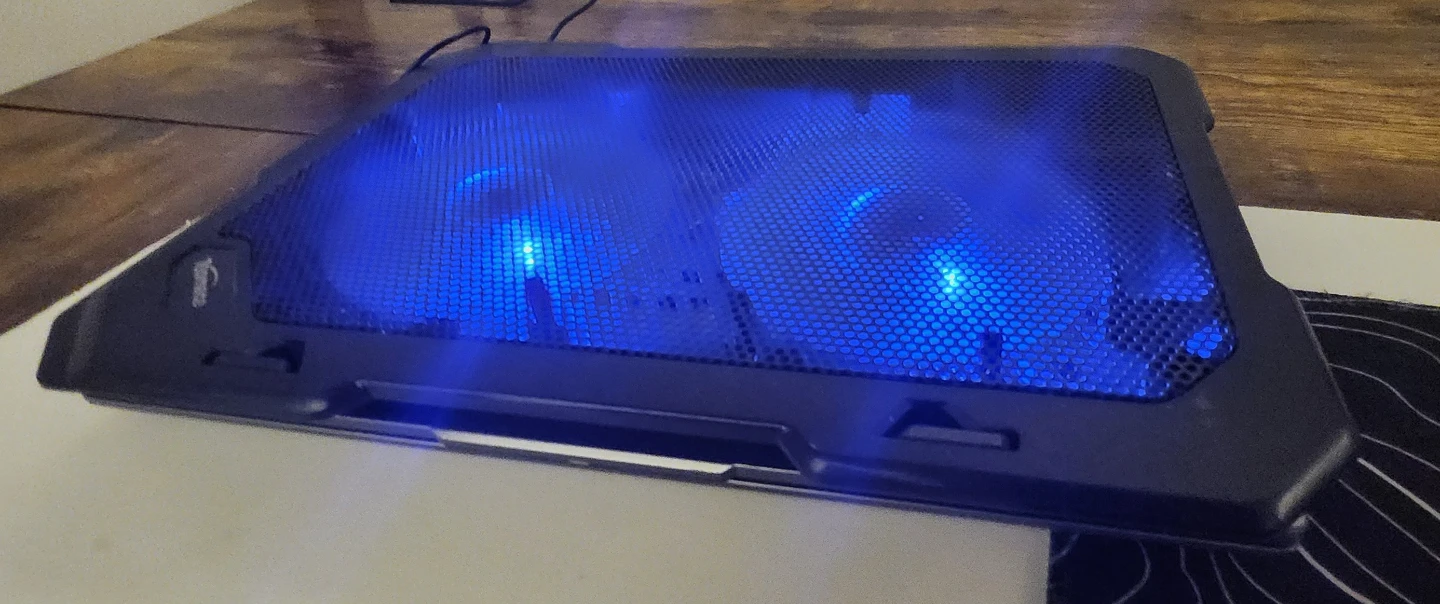 Topmate Laptop Cooler - photo 2