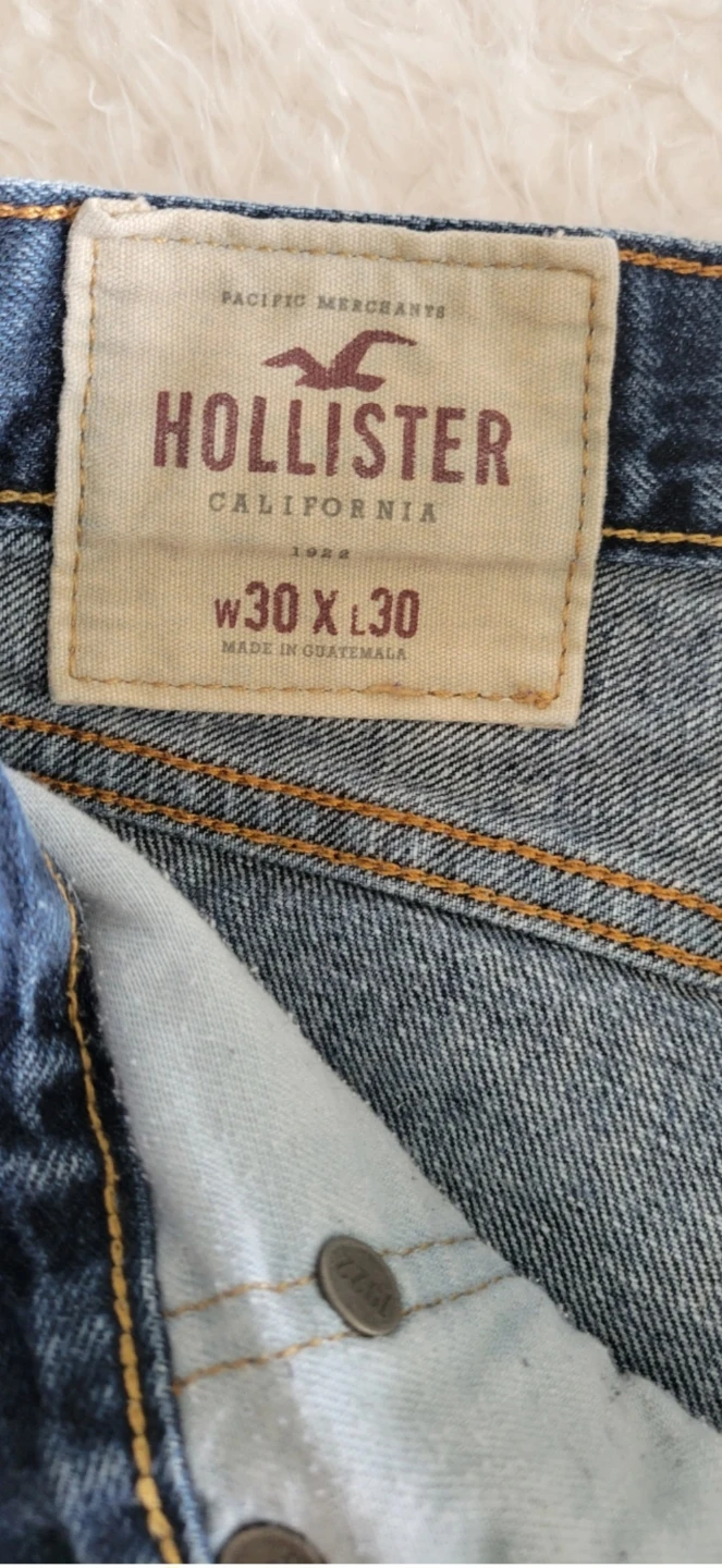 EUC Hollister Distressed Men's Jeans - photo 4